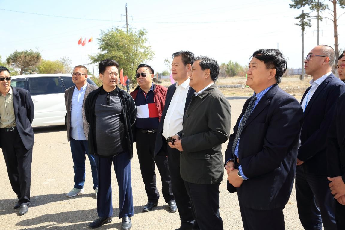 河南省人民政府副省長(zhǎng)武國定率河南省代表團(tuán)蒞臨亞洲之星農(nóng)業(yè)產(chǎn)業(yè)合作區(qū)考察指導(dǎo)